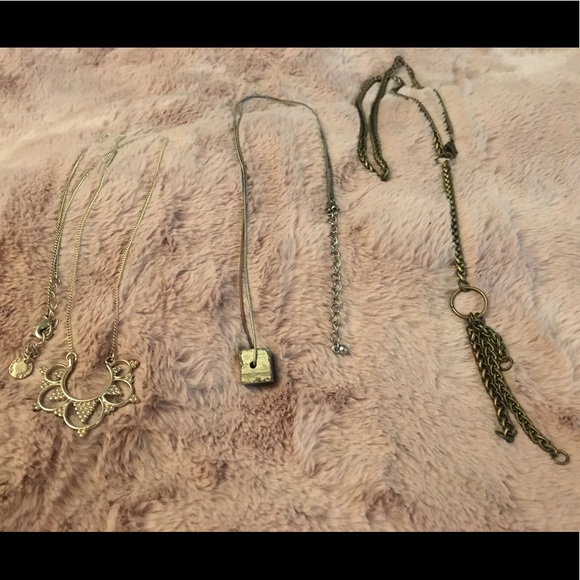 Set of 3 long necklaces - Picture 2 of 4